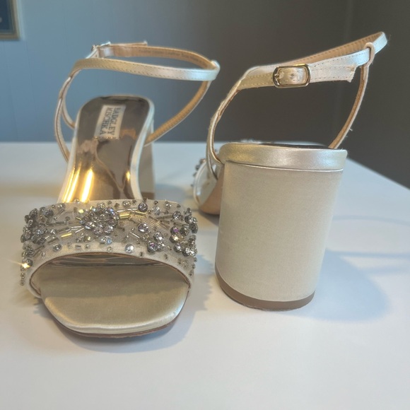 Ivory Badgley Mischka open-toed heels - Picture 2 of 6